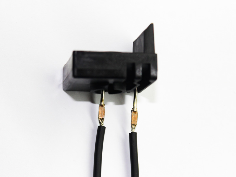 精密電阻焊機之線束壓方整形焊接技術 - 電子線束焊接 - 9 PIN和線束壓方焊接